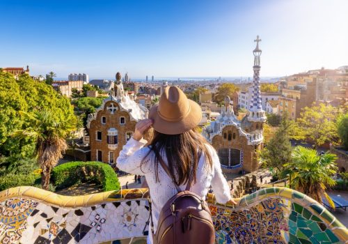 A,Tourist,Woman,Enjoys,A,Sightseeing,Trip,Of,The,Famous